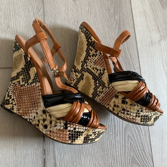 Wet Seal Shoes - Snakeskin wedges size 9 wet seal